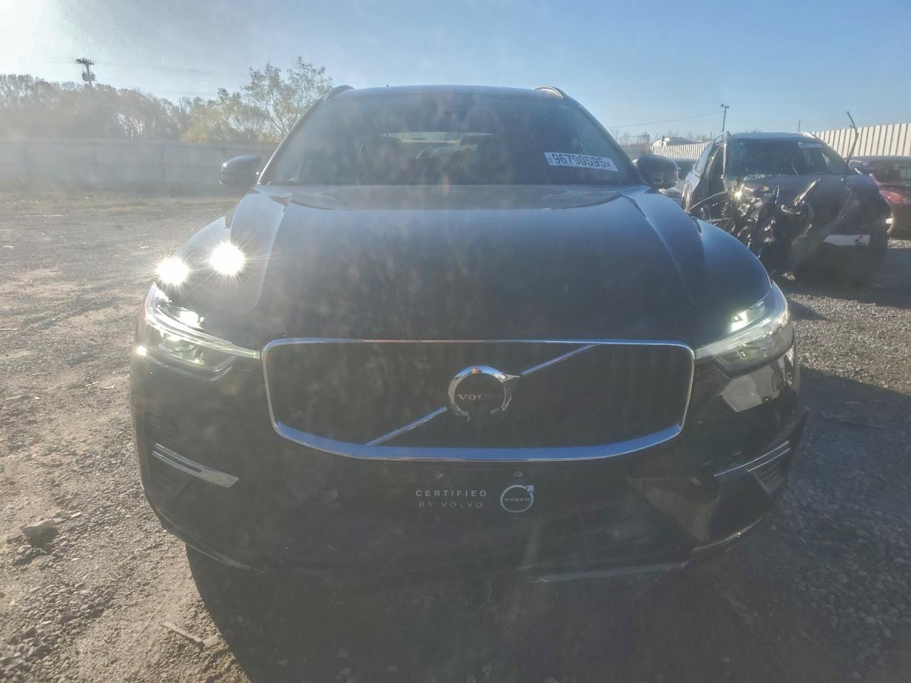 2022 VOLVO XC60