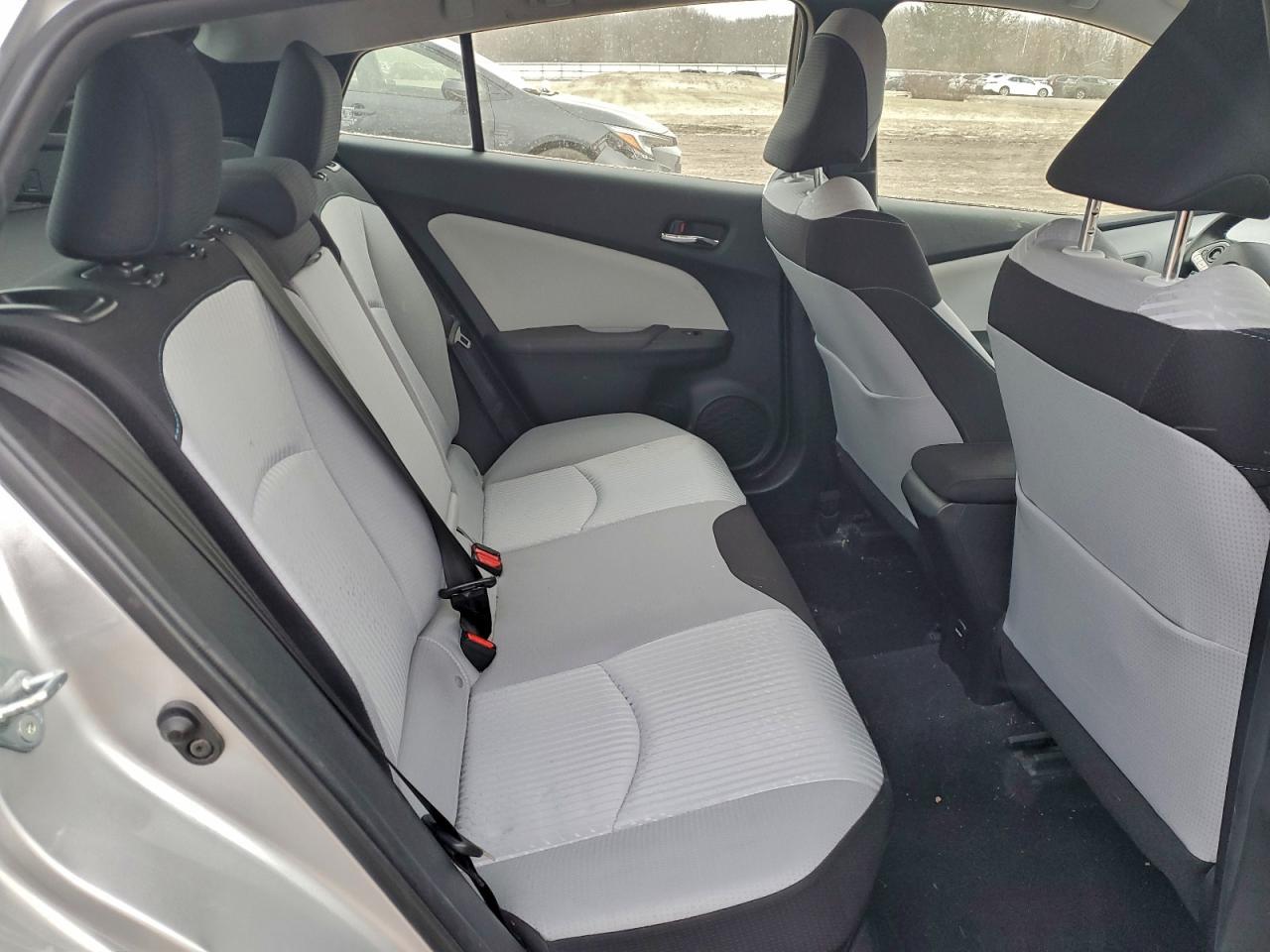 2018 TOYOTA PRIUS