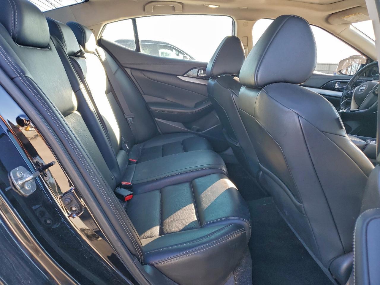 2018 NISSAN Maxima