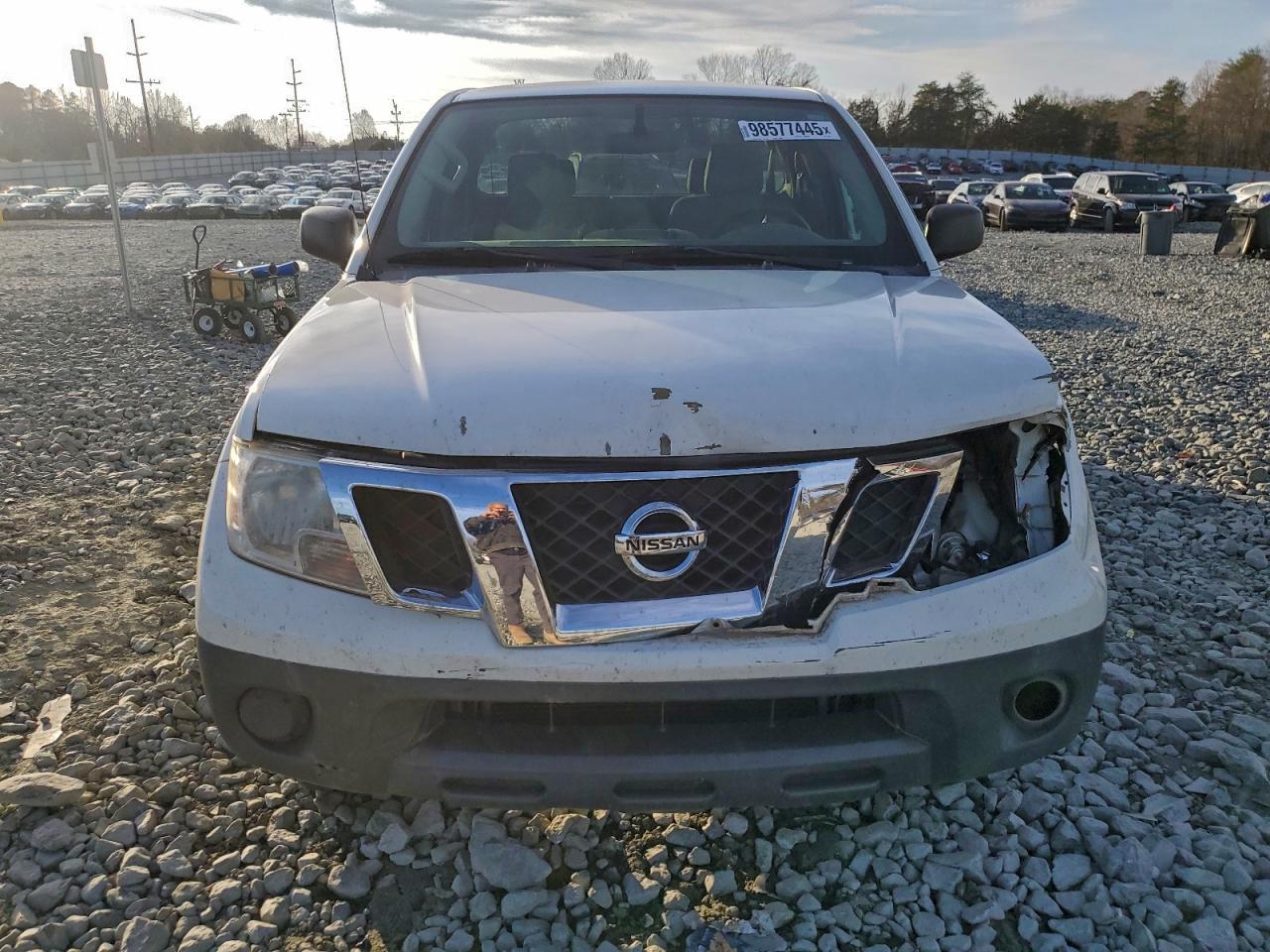2017 NISSAN Frontier