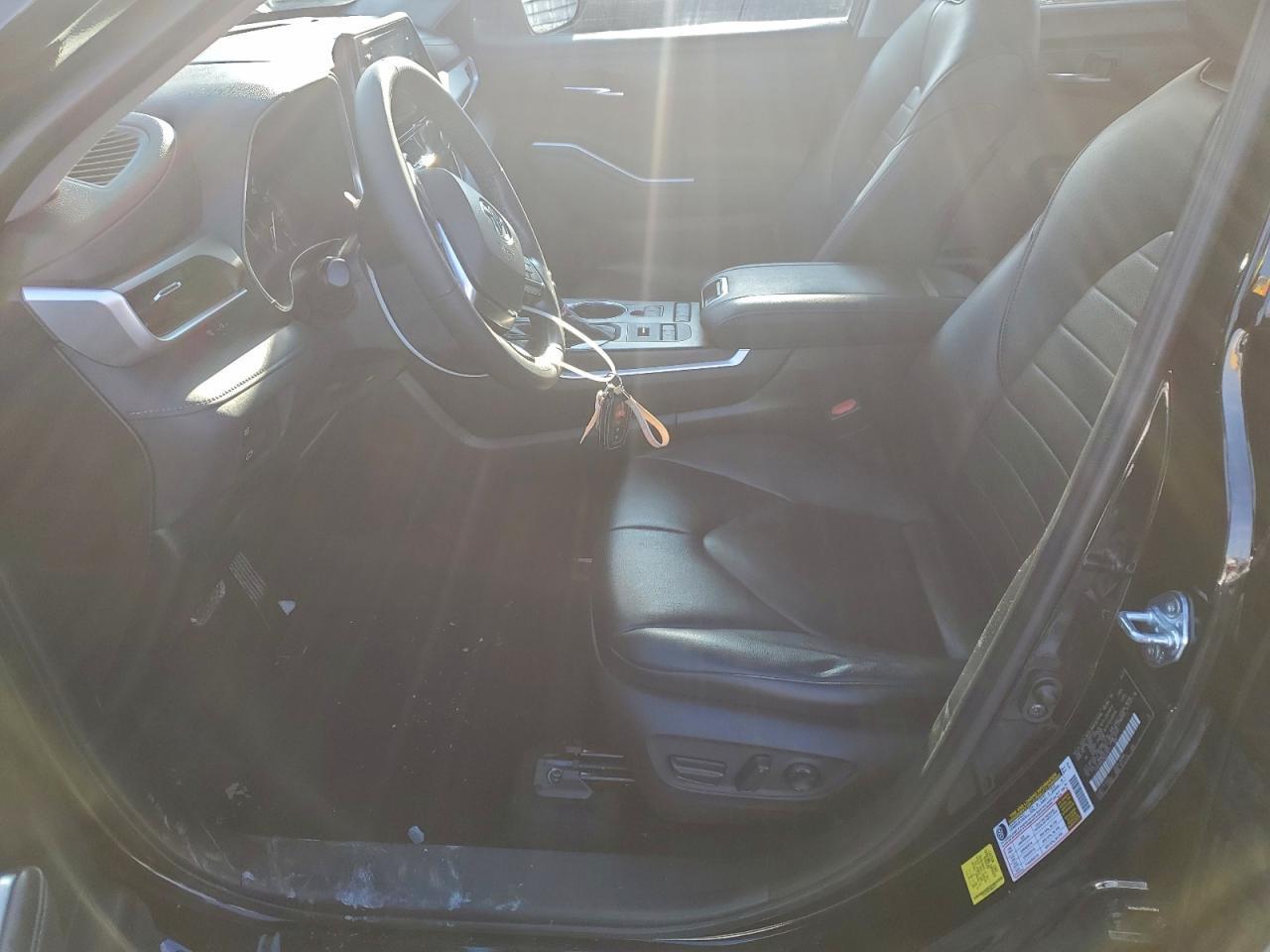 2021 TOYOTA HIGHLANDER