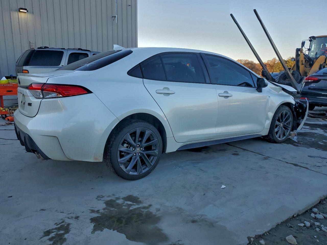2023 TOYOTA COROLLA