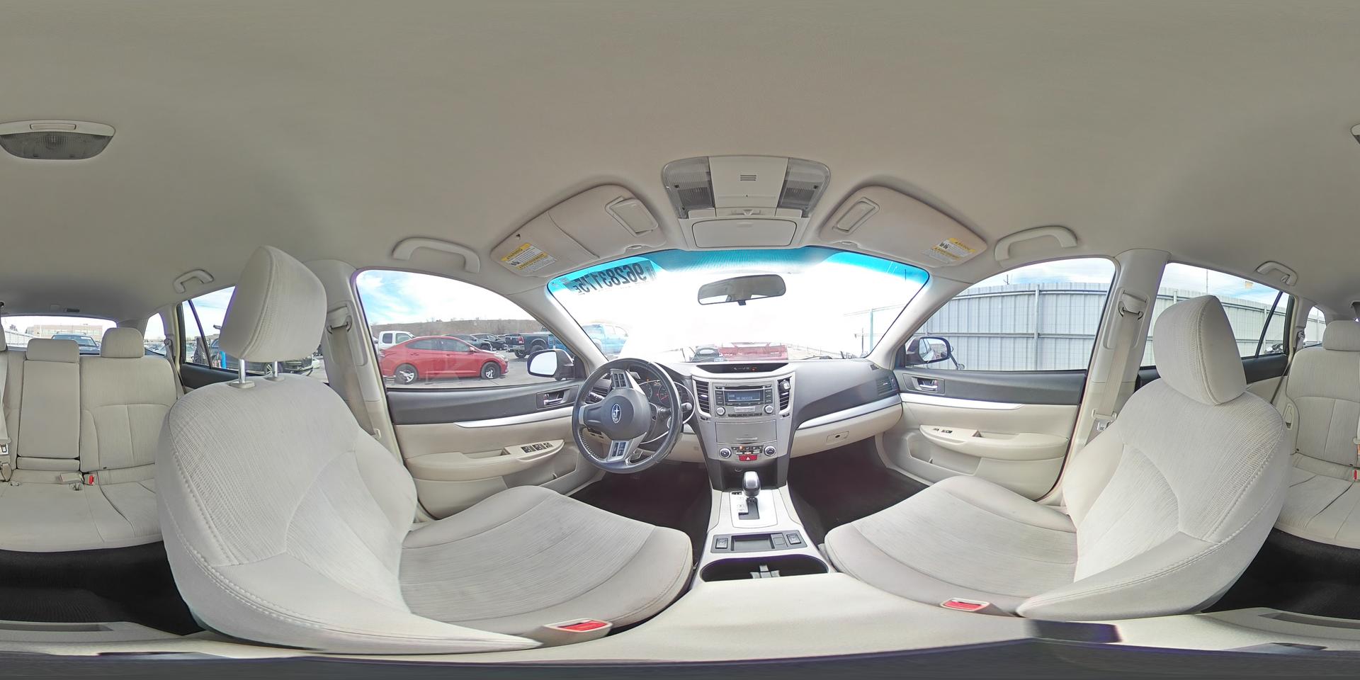 2013 SUBARU Outback