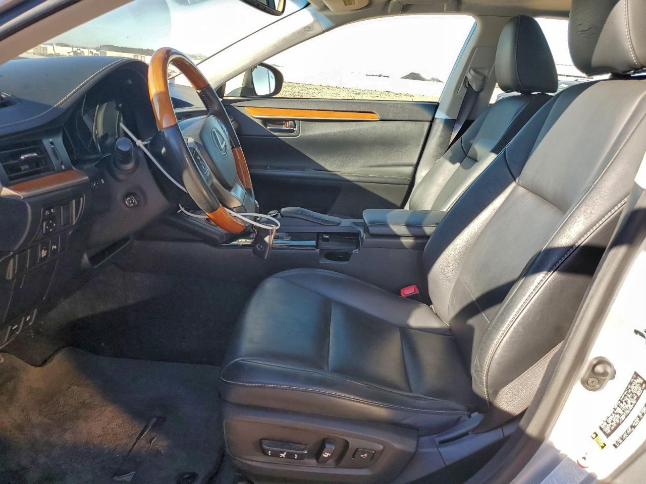 2013 LEXUS ES 300H