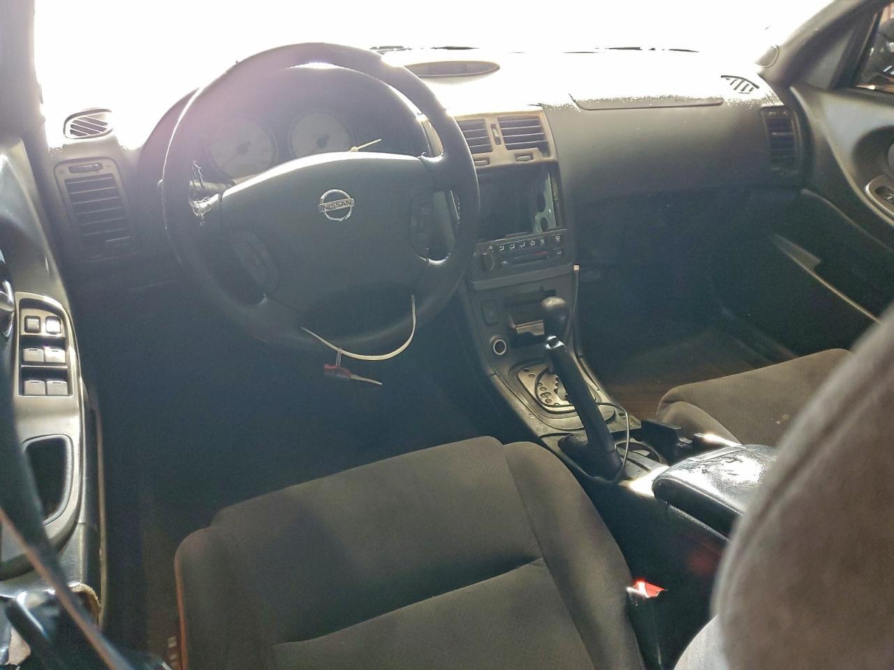 2003 NISSAN Maxima