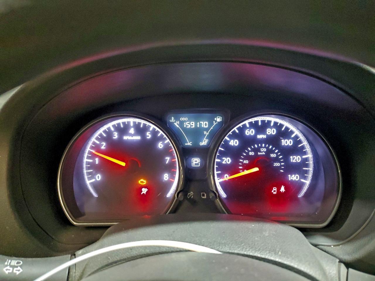 2015 NISSAN VERSA