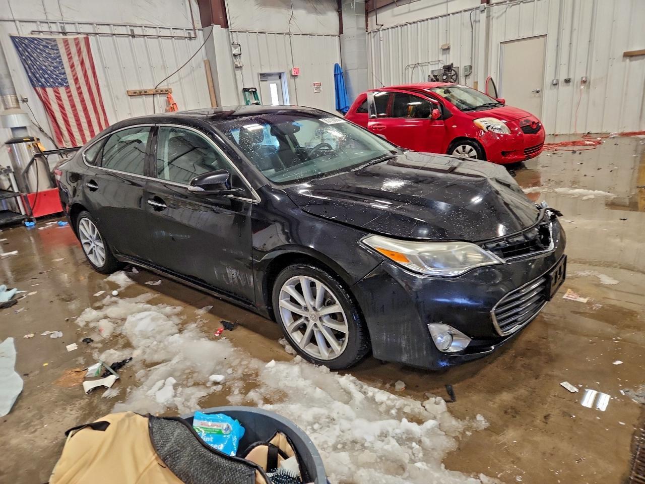 2014 TOYOTA Avalon