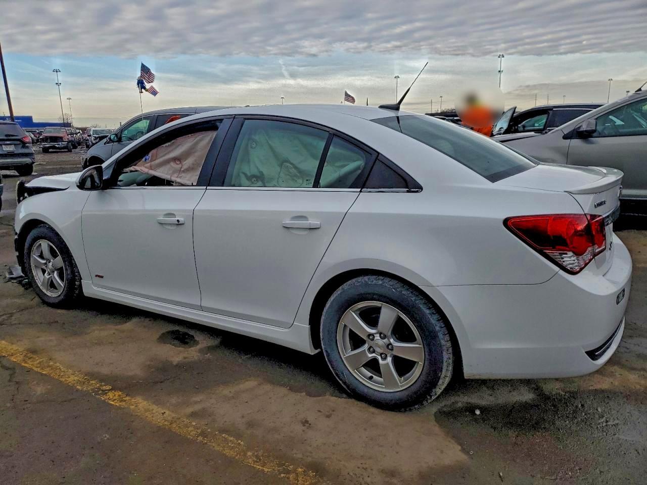 2011 CHEVROLET CRUZE
