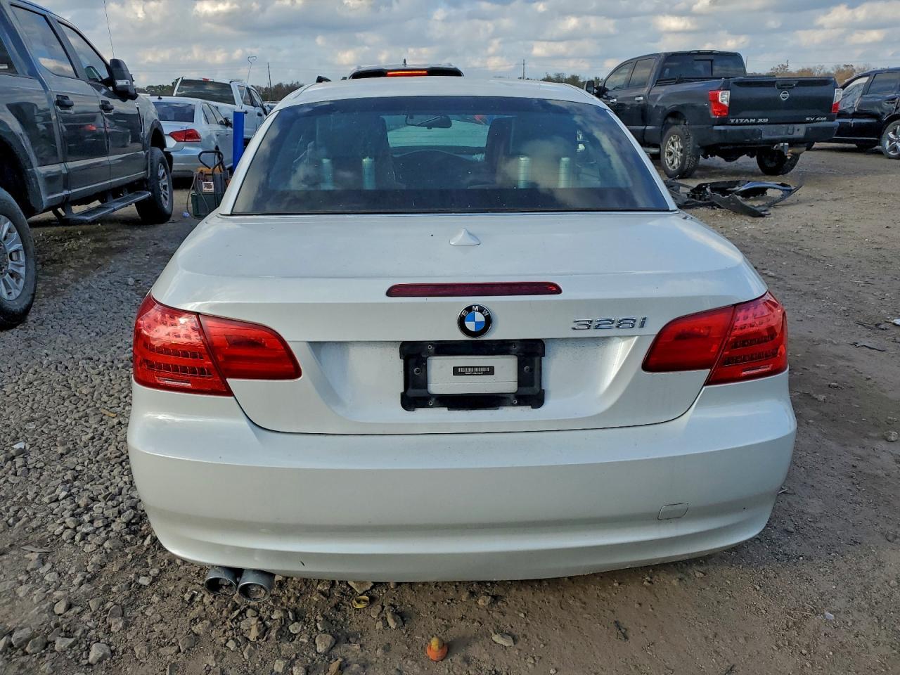 2013 BMW 3 SERIES