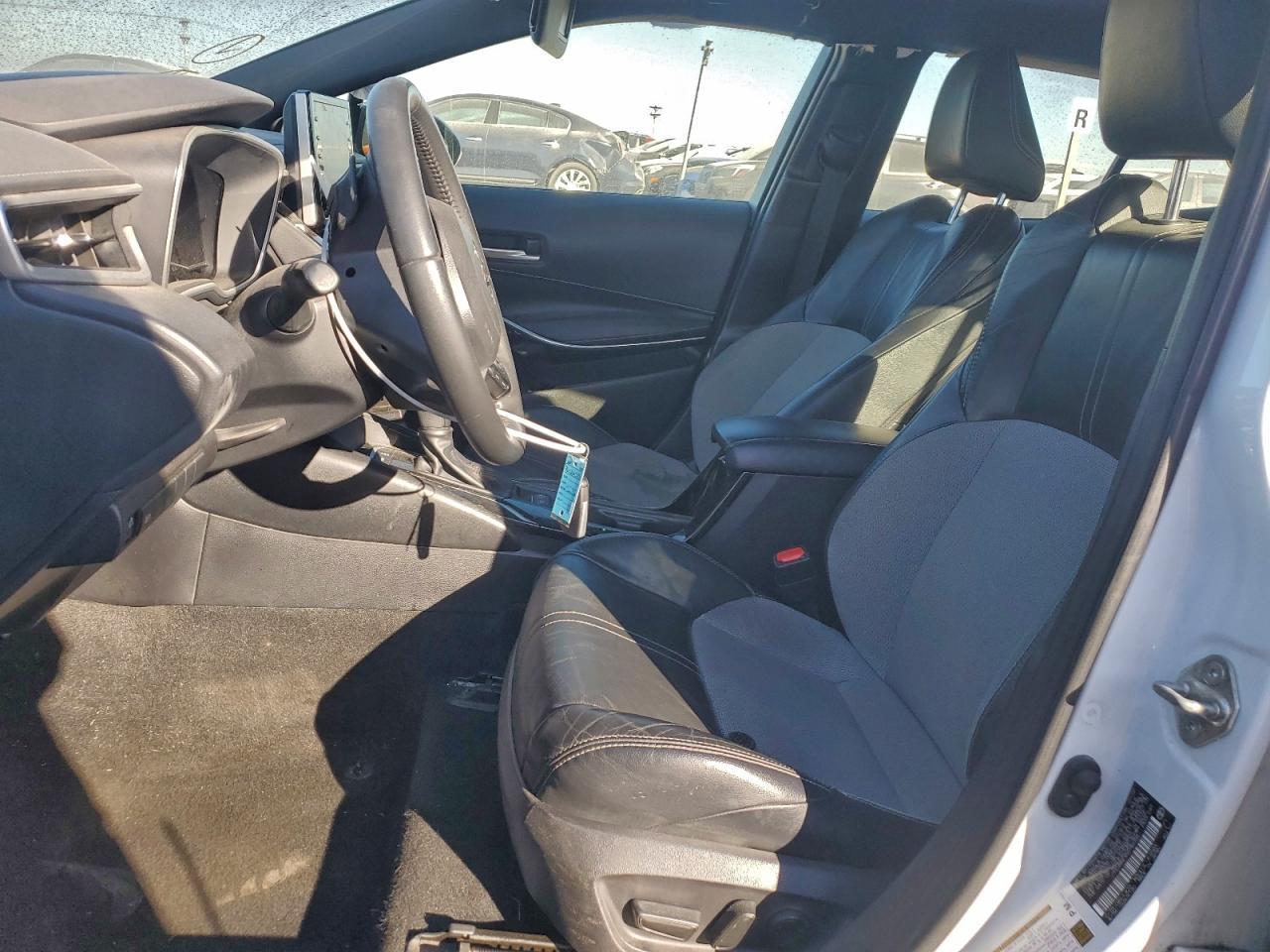 2022 TOYOTA COROLLA