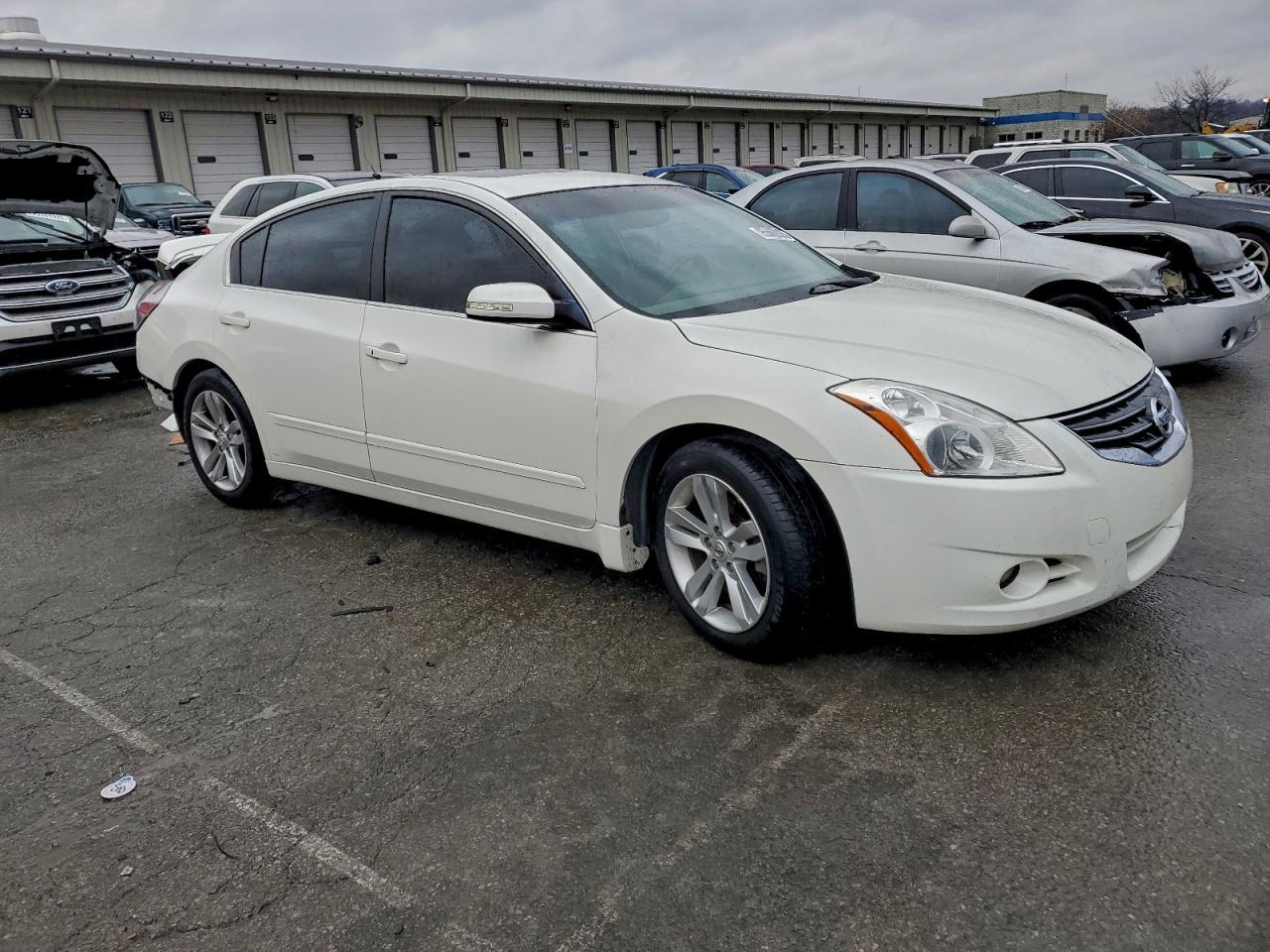 2012 NISSAN ALTIMA
