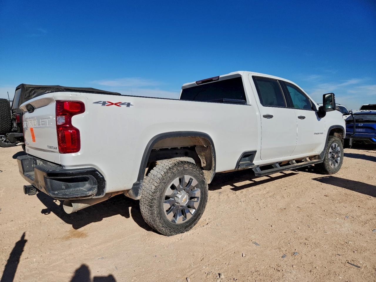 2023 CHEVROLET Silverado