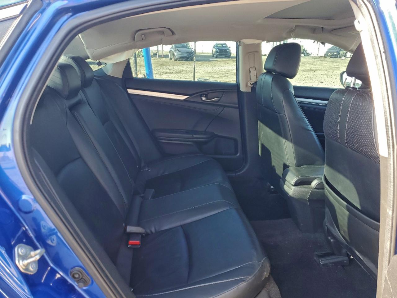 2016 HONDA CIVIC