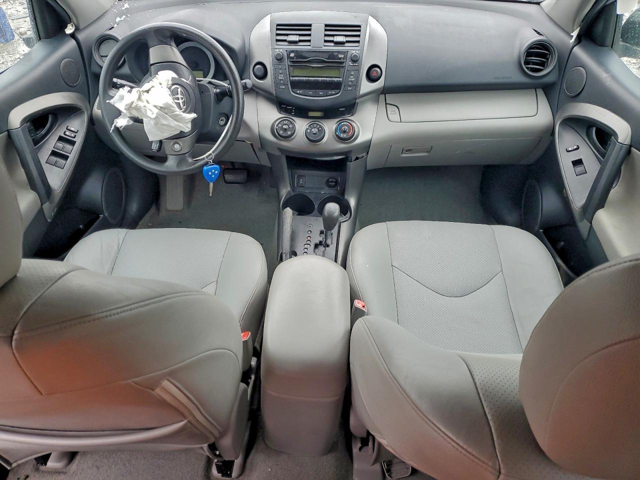 2011 TOYOTA RAV4