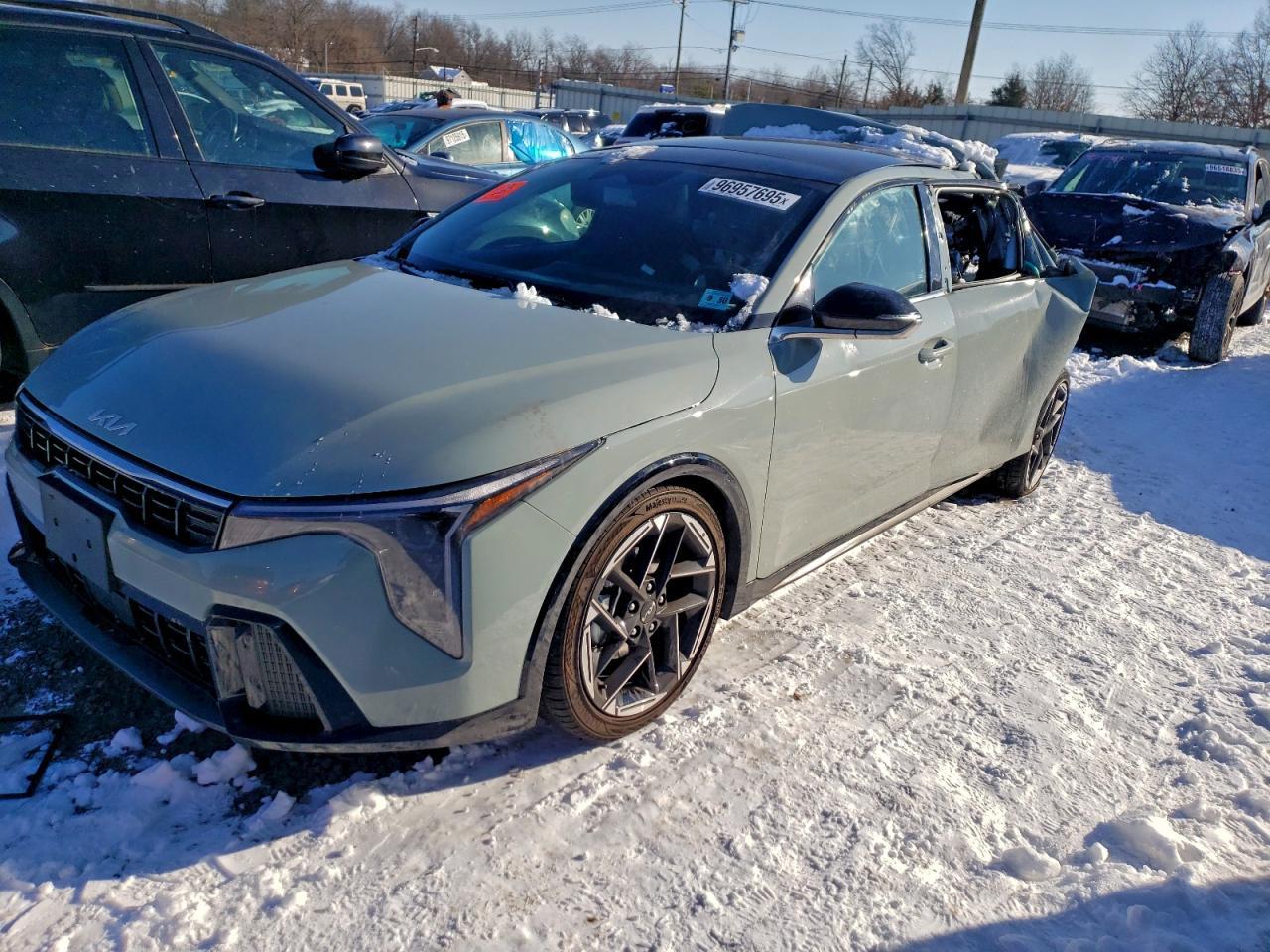 2025 KIA K4