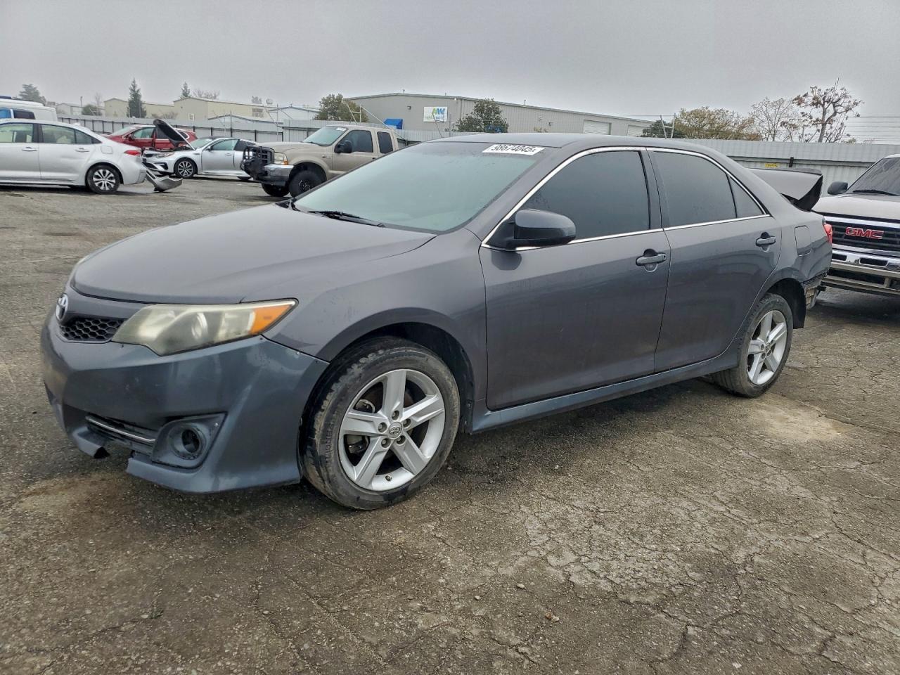 2013 TOYOTA CAMRY