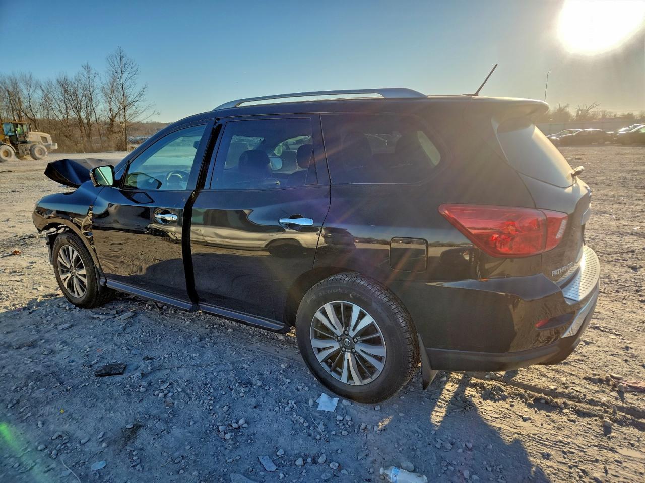 2017 NISSAN PATHFINDER