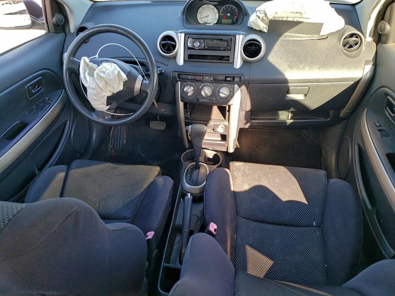 2005 TOYOTA SCION