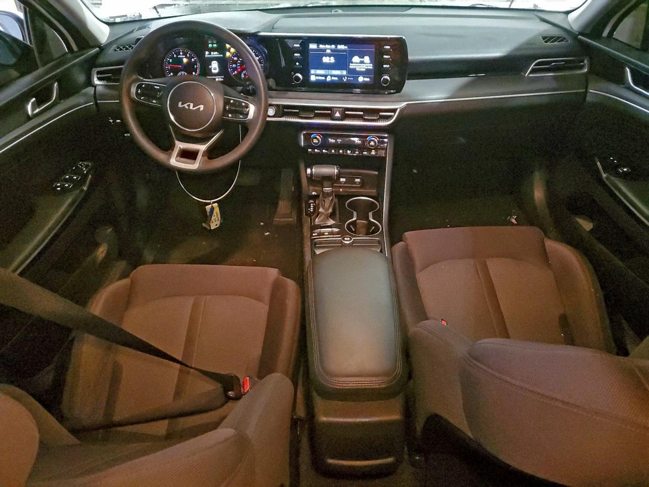 2022 KIA K5