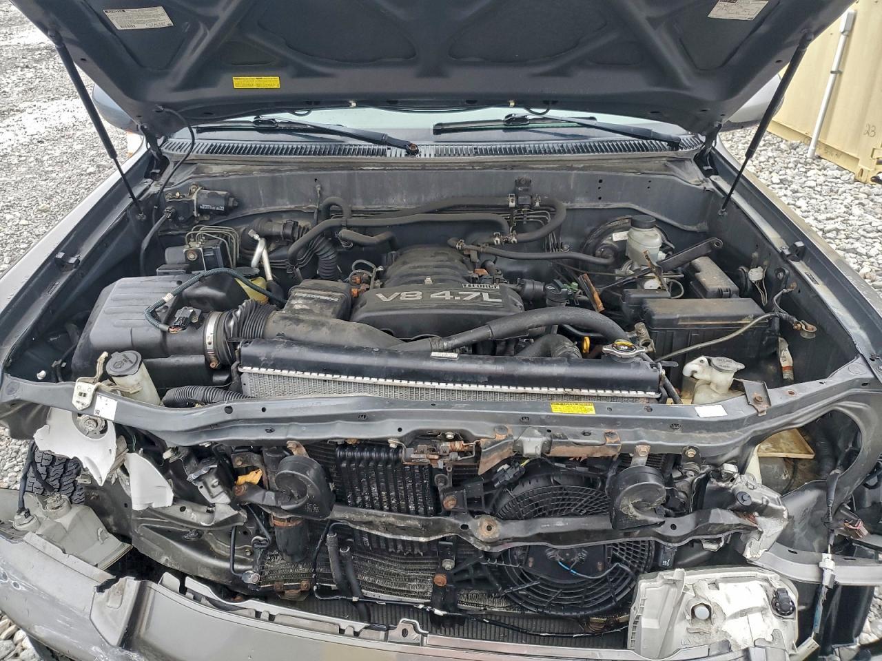 2005 TOYOTA Sequoia