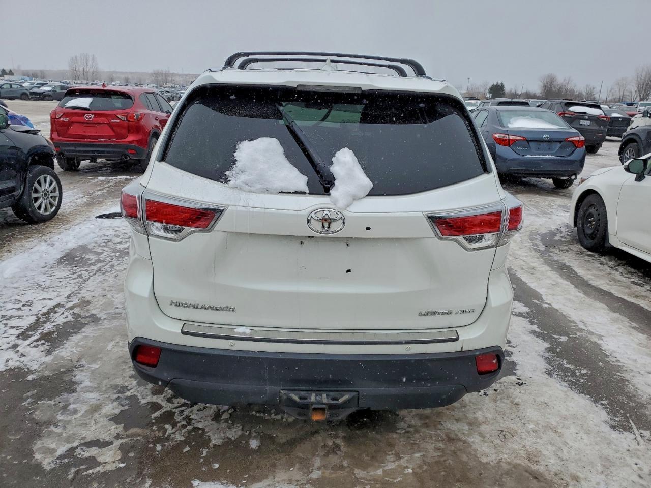 2016 TOYOTA HIGHLANDER