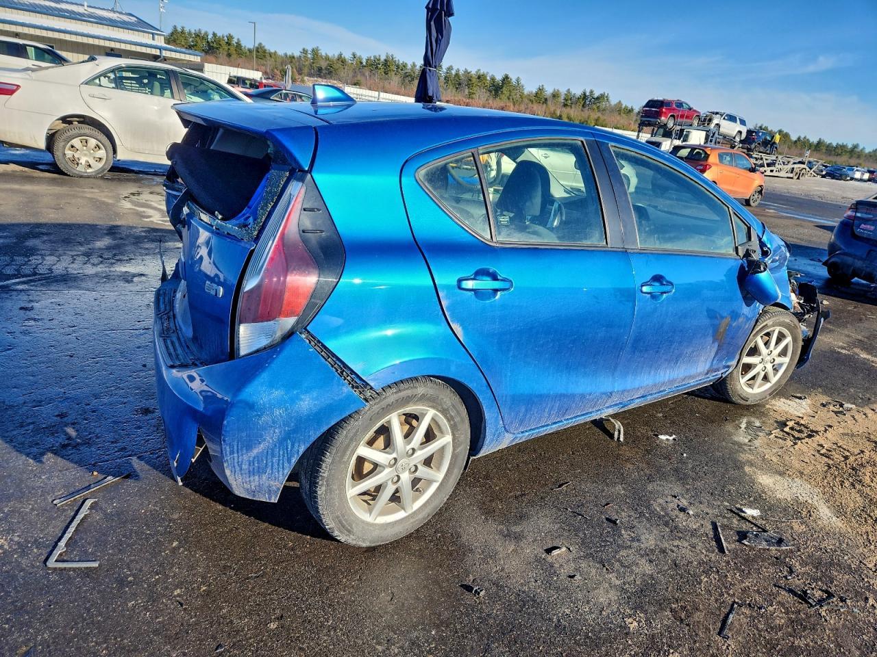 2016 TOYOTA Prius c