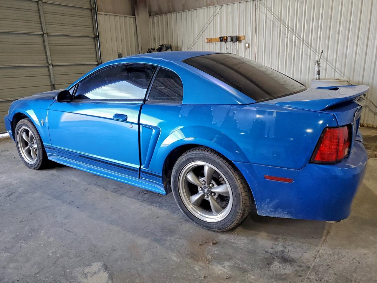 2000 FORD MUSTANG