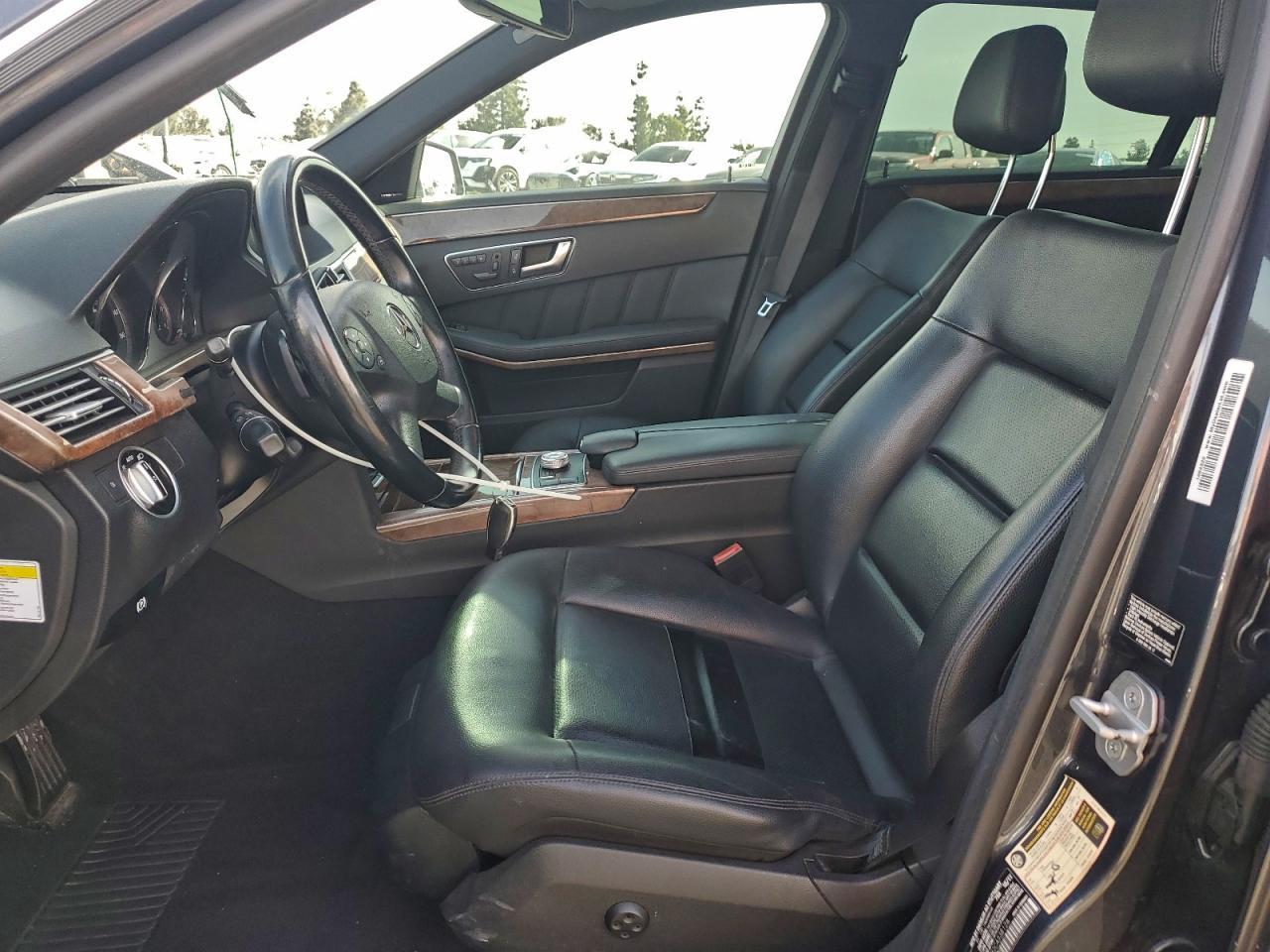 2012 MERCEDES-BENZ E-Class