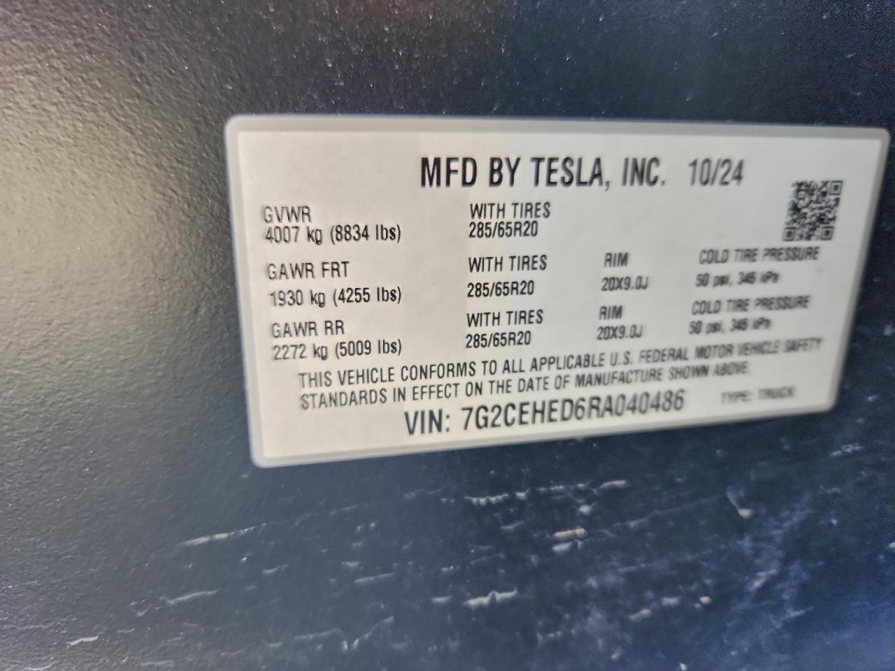 2024 TESLA Cybertruck