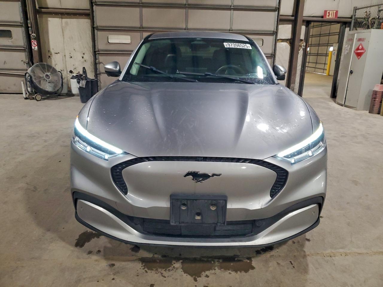 2021 FORD Mustang Mach-E