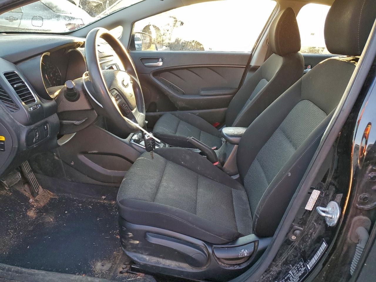 2017 KIA FORTE