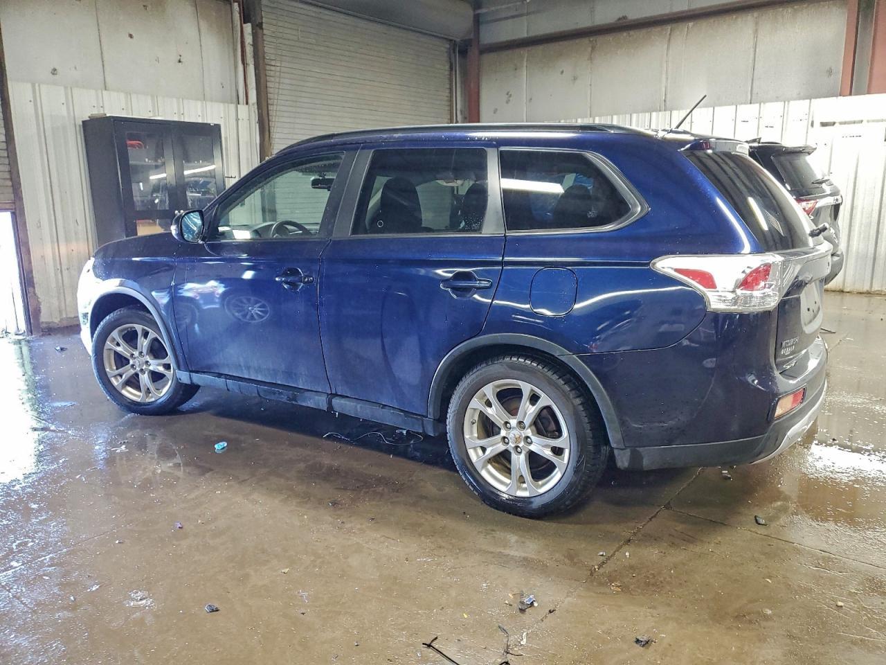 2015 MITSUBISHI outlander