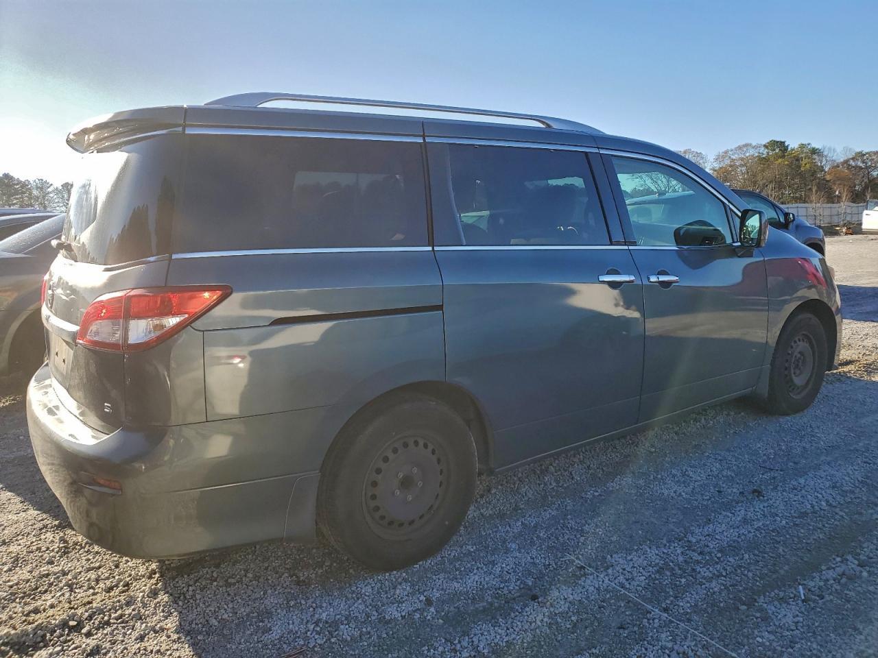 2012 NISSAN Quest