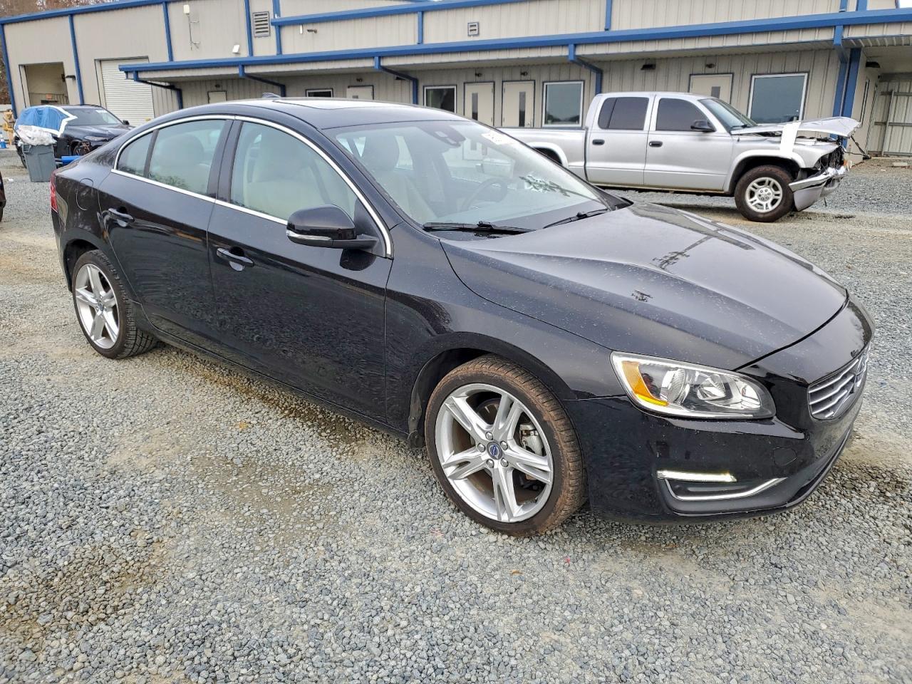 2016 VOLVO S60