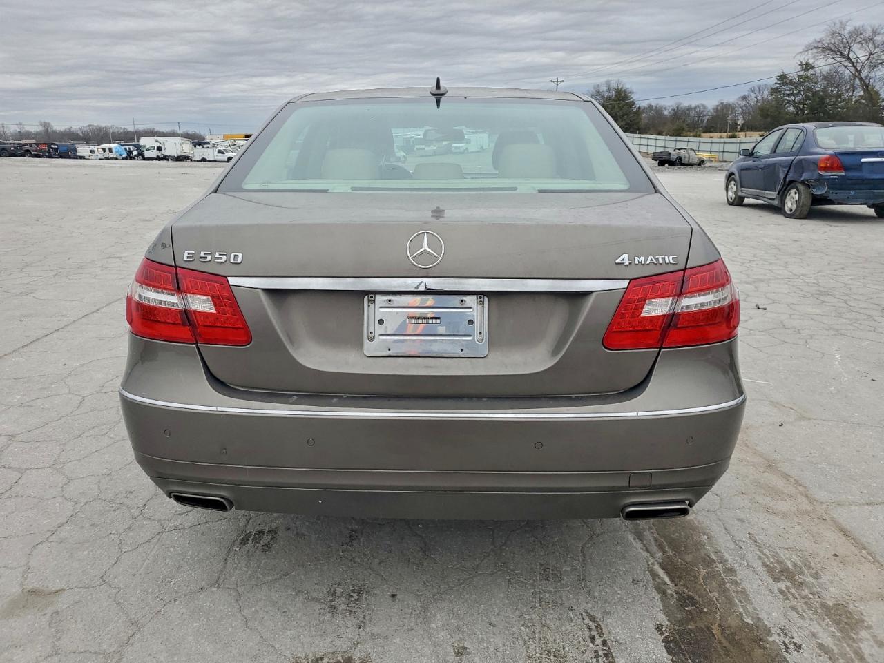 2010 MERCEDES-BENZ E-Class