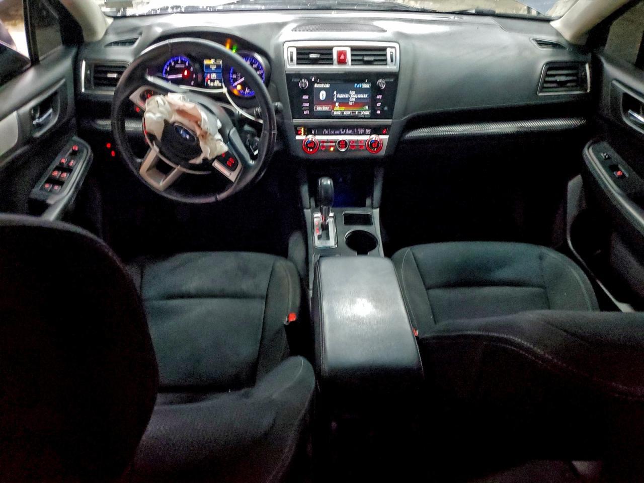 2017 SUBARU Legacy