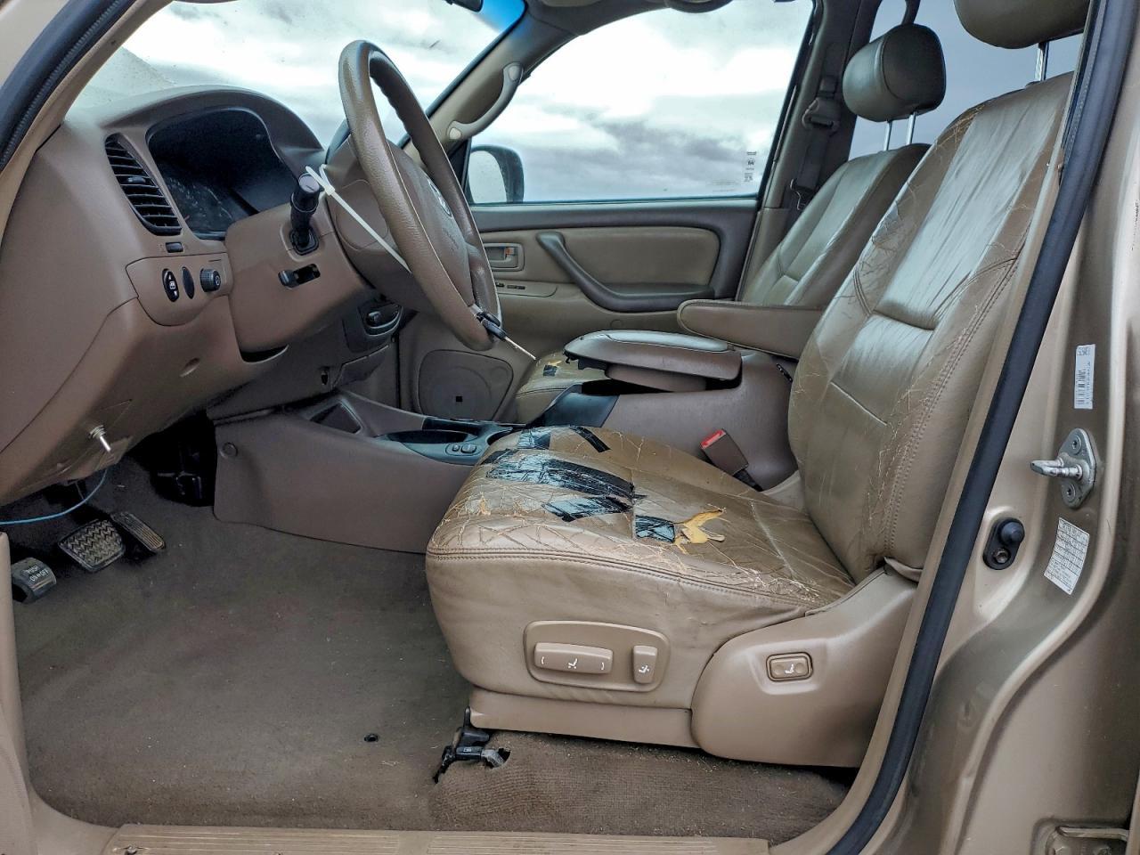 2003 TOYOTA Sequoia