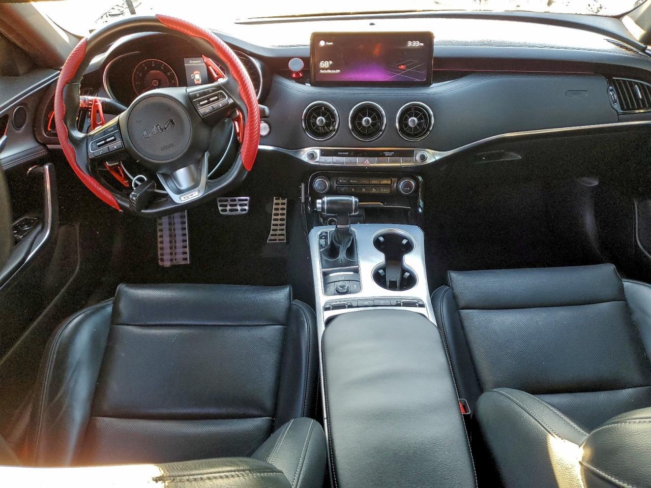 2022 KIA Stinger