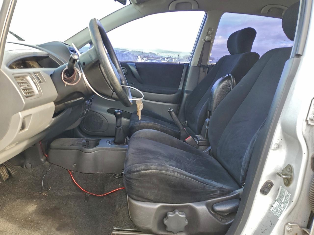 2003 SUZUKI Aerio