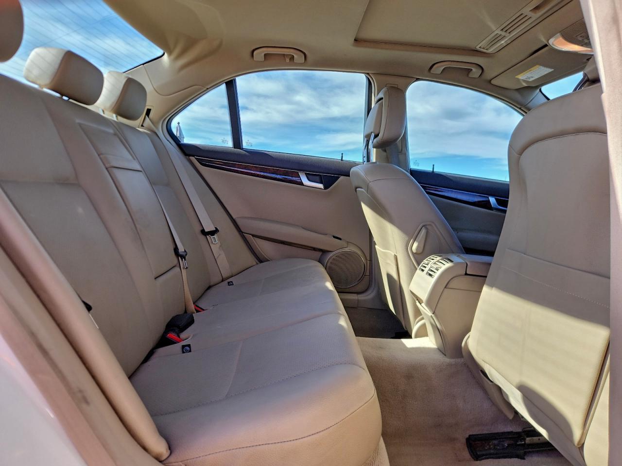2012 MERCEDES-BENZ C-CLASS