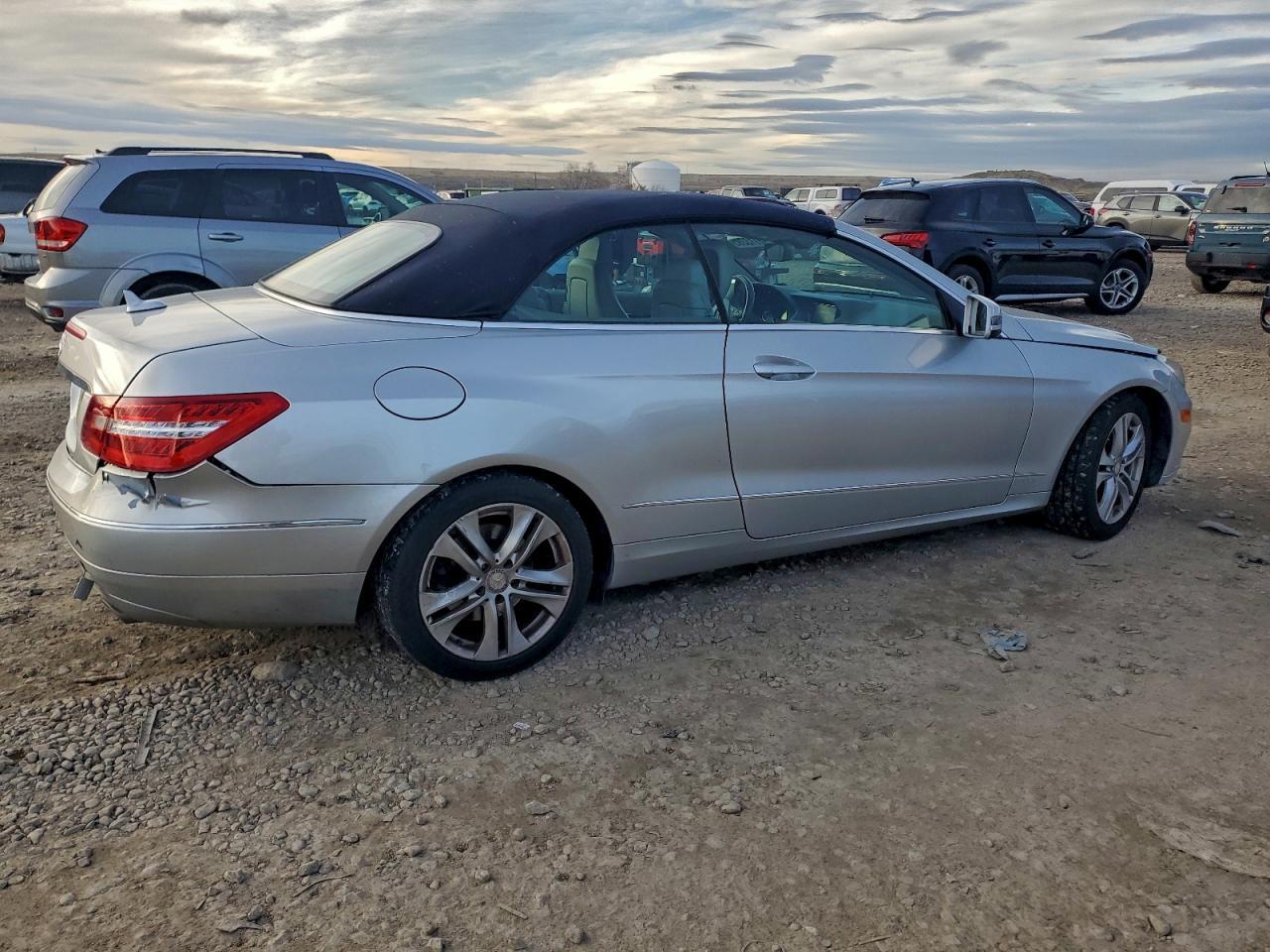 2011 MERCEDES-BENZ E-Class