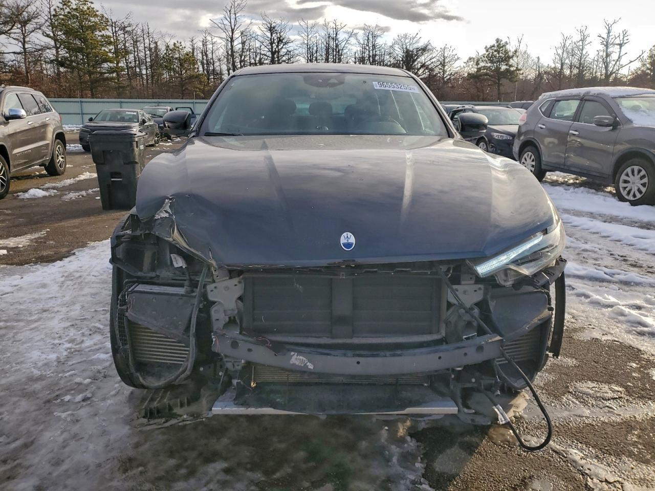 2023 MASERATI Levante