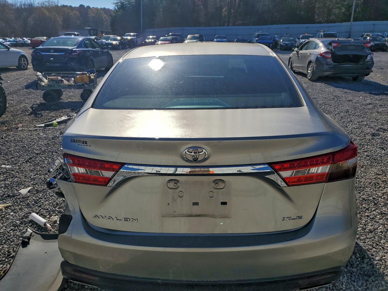 2013 TOYOTA Avalon