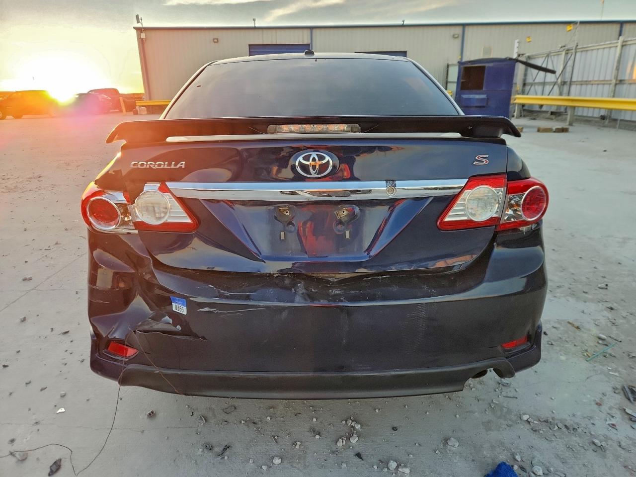 2013 TOYOTA COROLLA