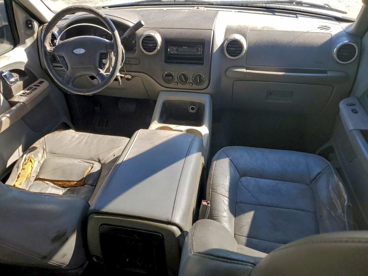 2004 FORD Expedition