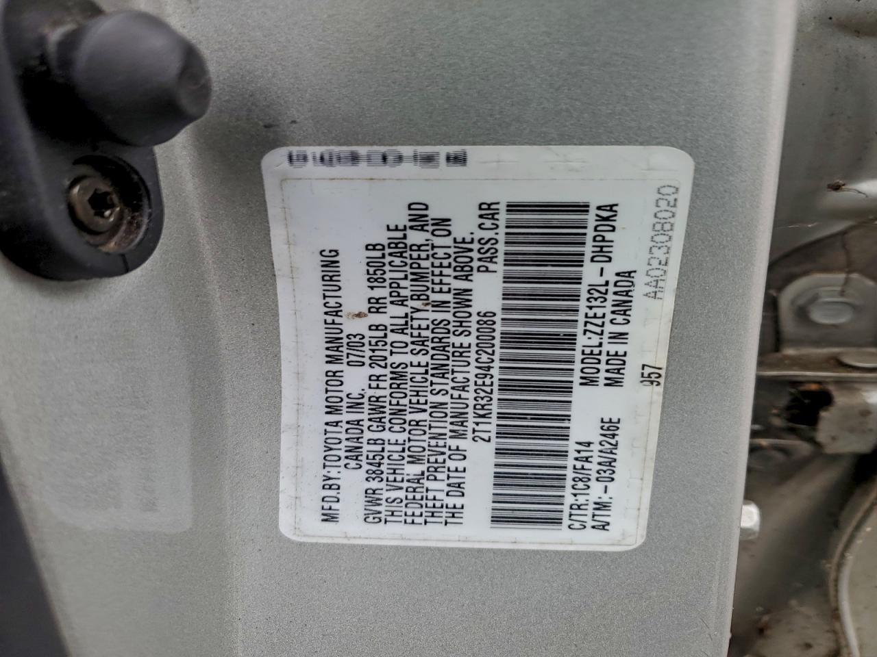 2004 TOYOTA COROLLA