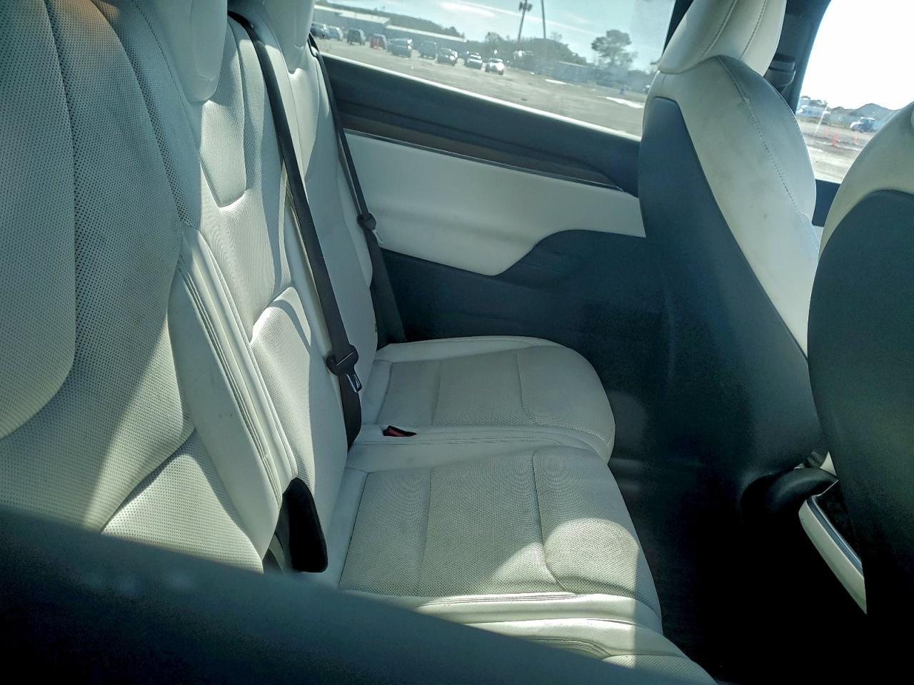2023 TESLA MODEL X