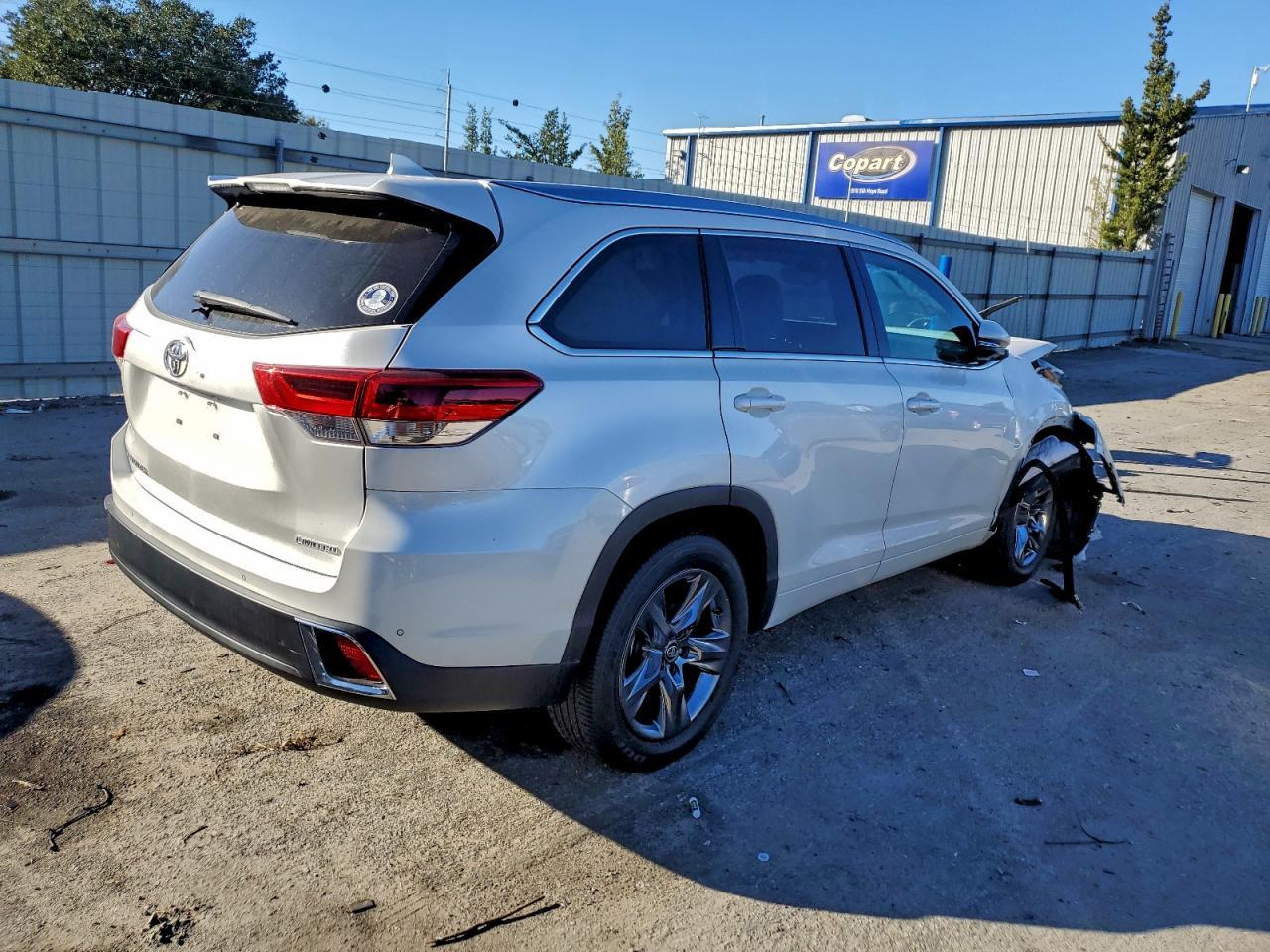 2019 TOYOTA HIGHLANDER