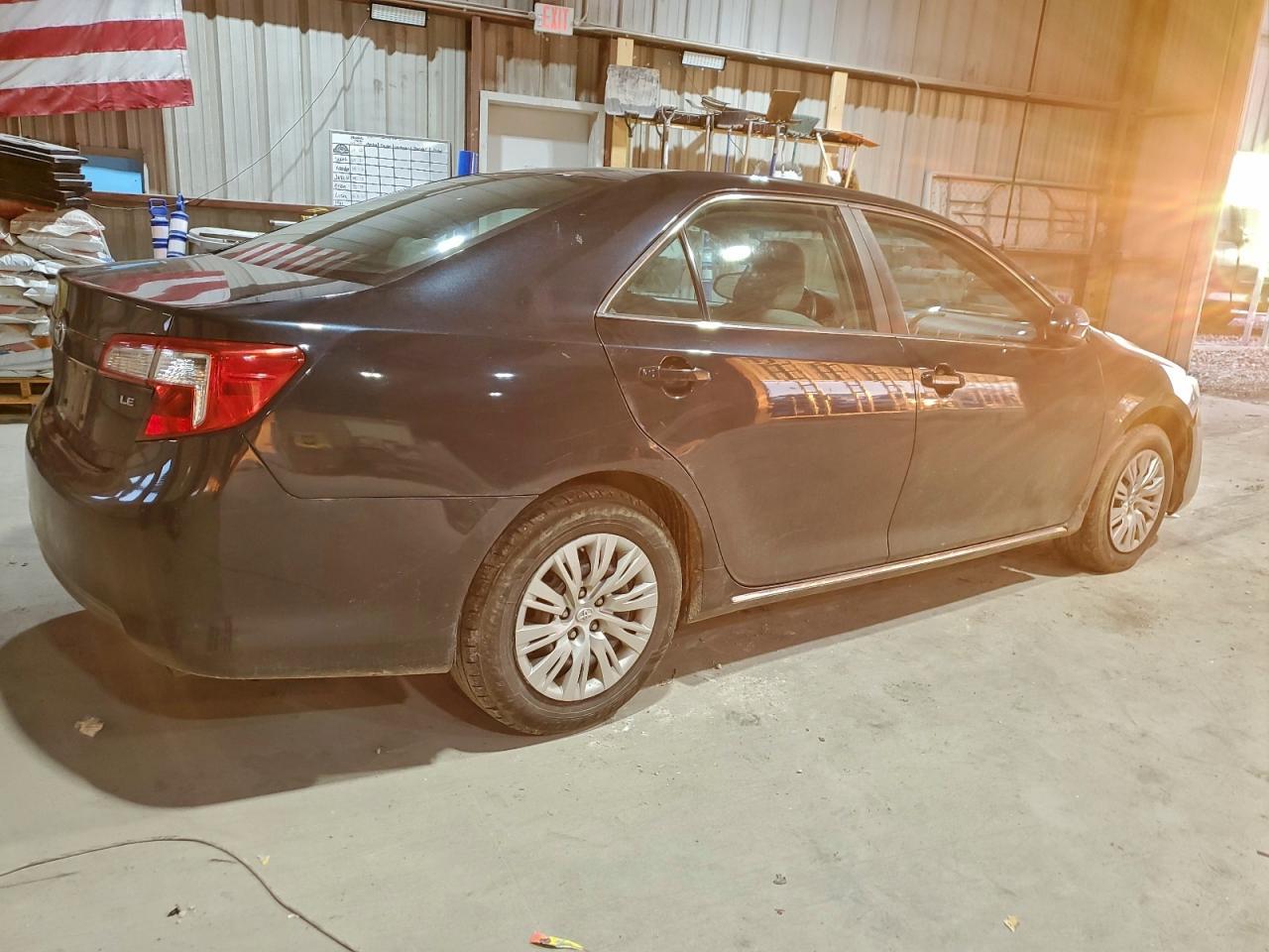 2014 TOYOTA CAMRY
