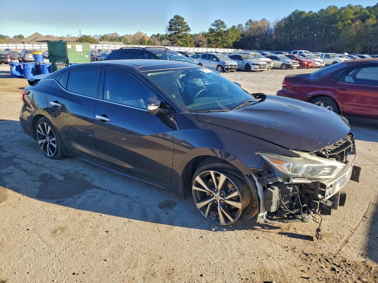 2016 NISSAN Maxima